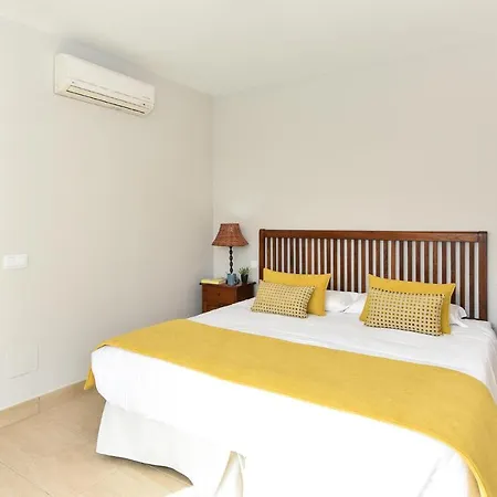 With Pool Par 4 Nr 9 Apartament *